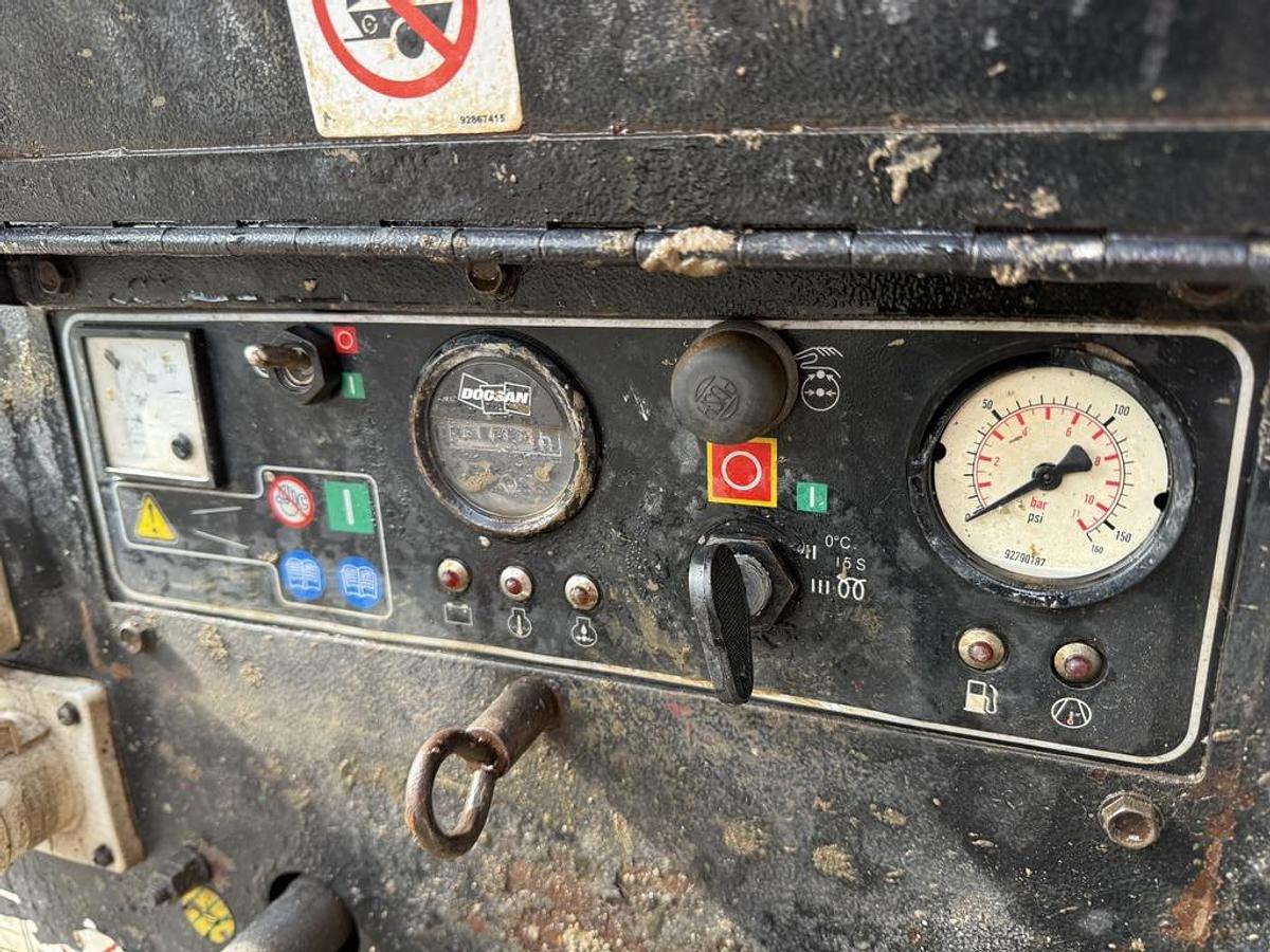 Used Doosan 7/26E 2.5 m3/min Compressor