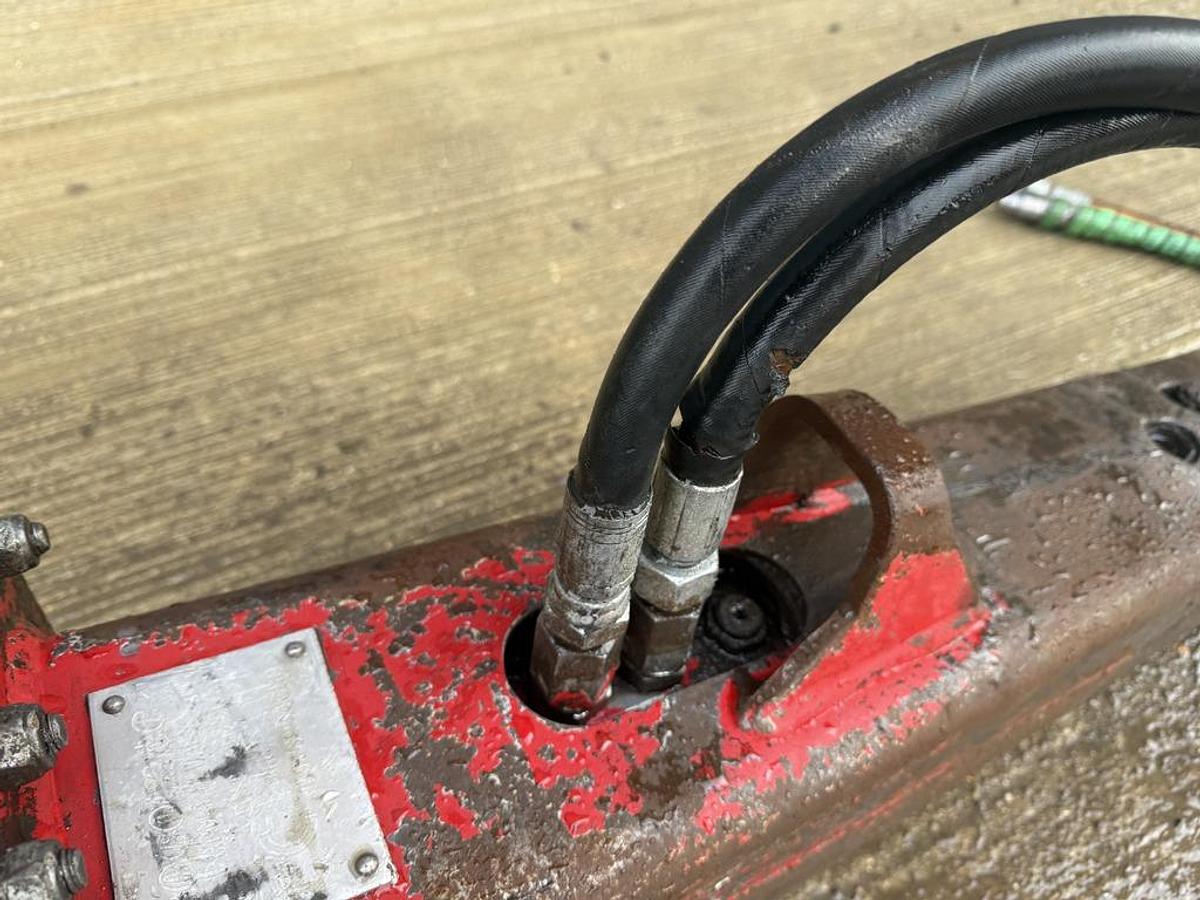 Used Socomec DMS 95/2 1,2 - 1,8 t Hydraulic Breaker