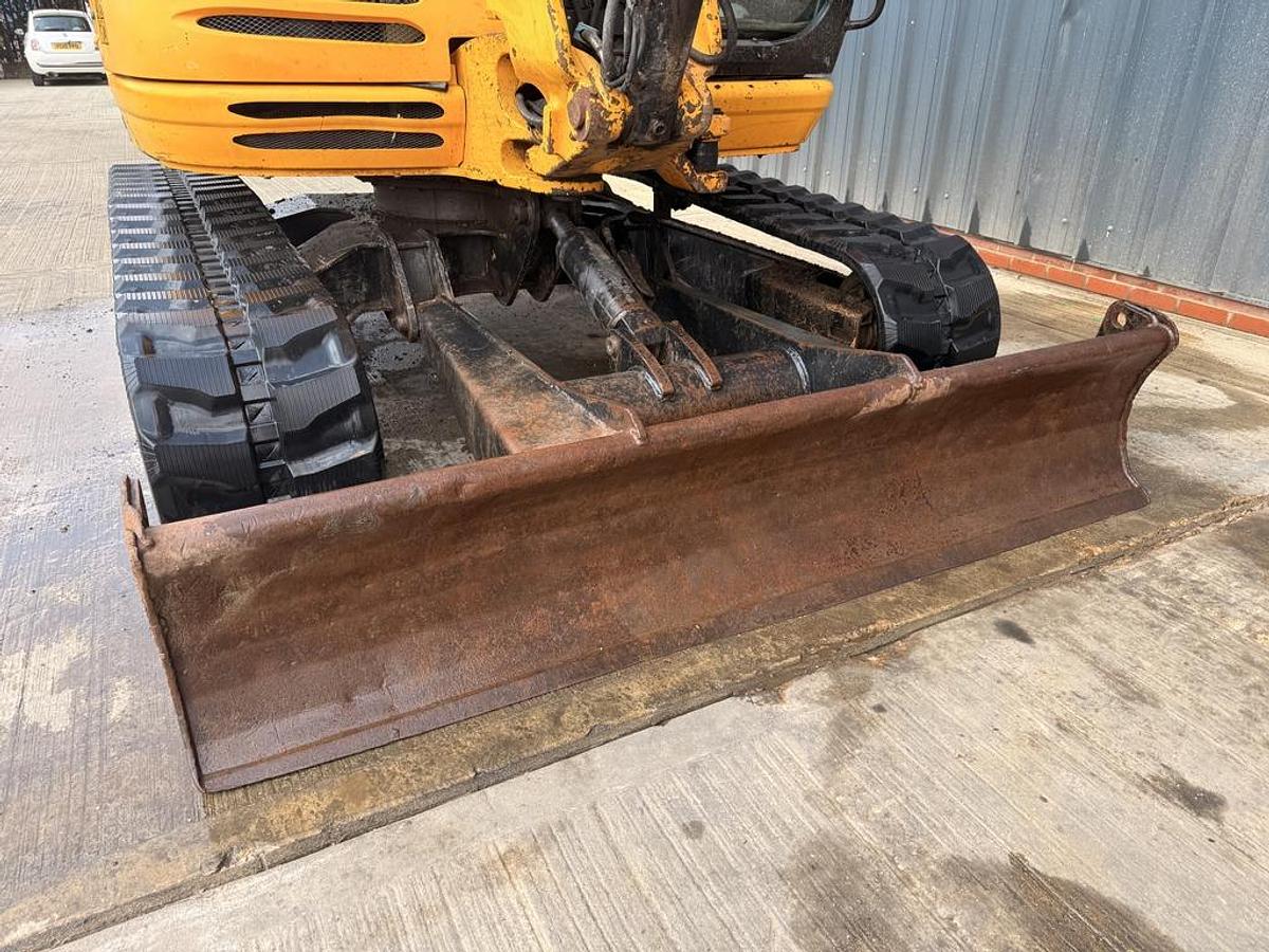 Used JCB 8085 ZTS 8t Mini Excavator