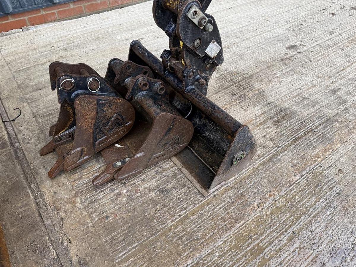 Used JCB 8008 CTS 1t Micro Excavator