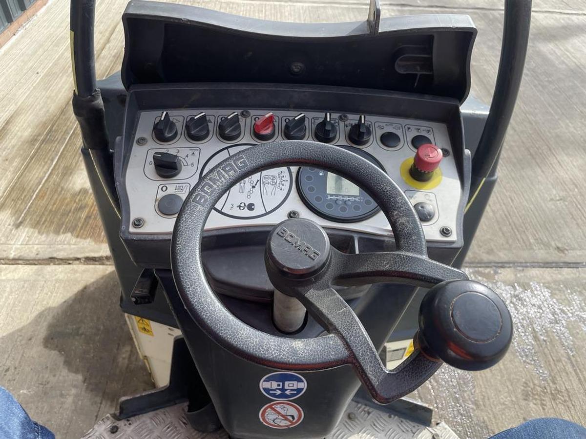 Used Bomag BW 120 AD-5 3t Roller