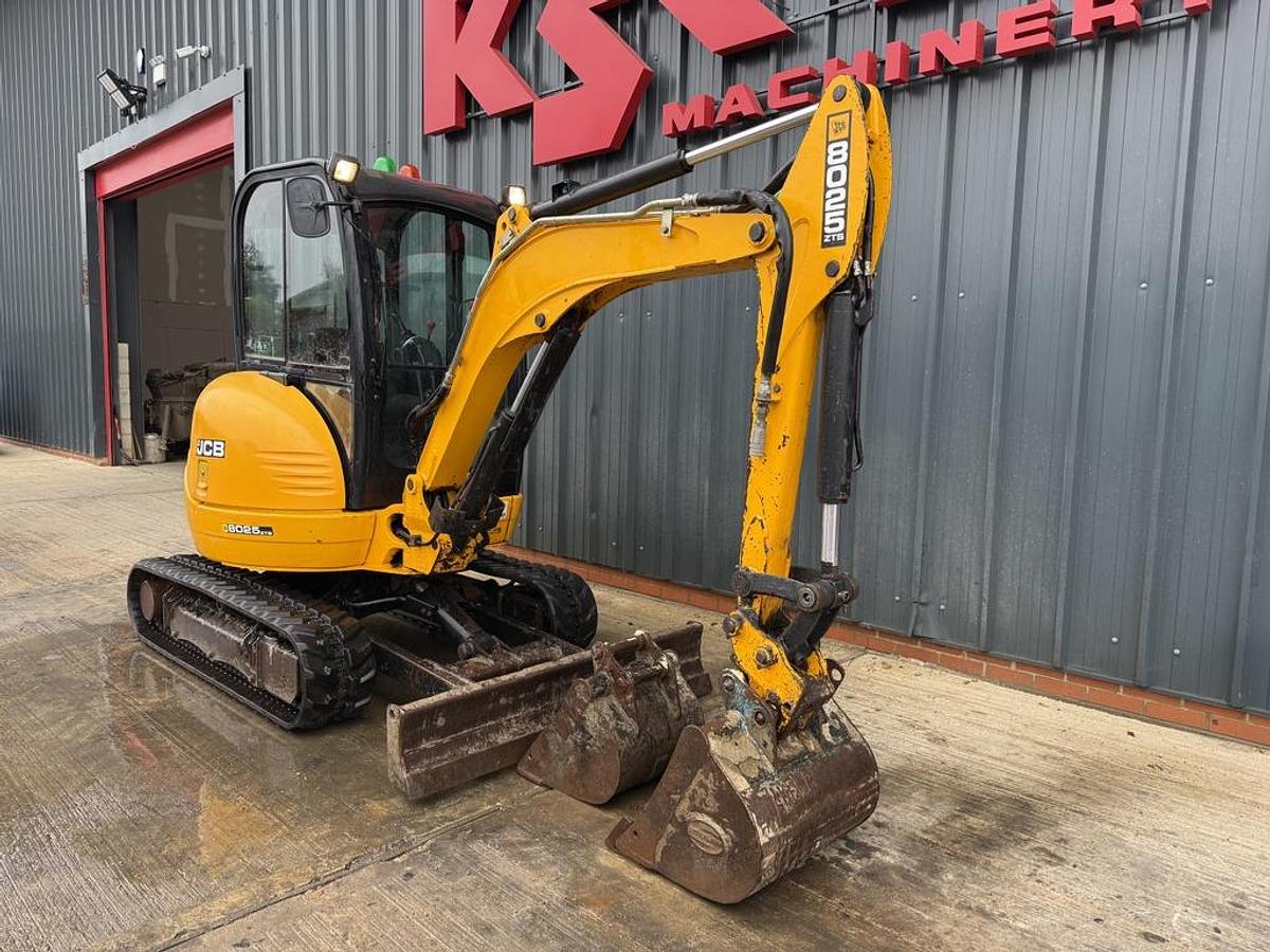 Used JCB 8025 ZTS 2.9t Mini Excavator