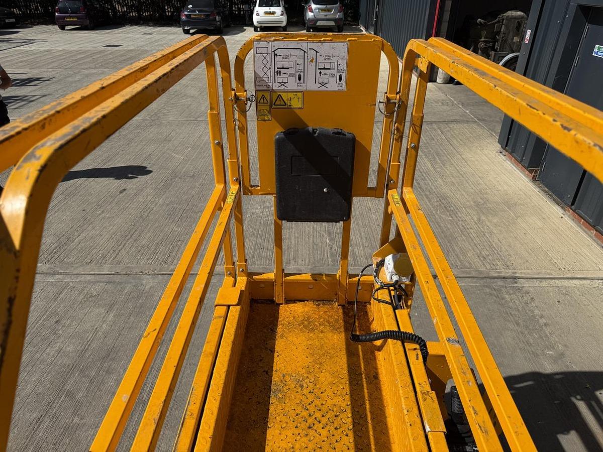 Used 2022 JCB S1930E