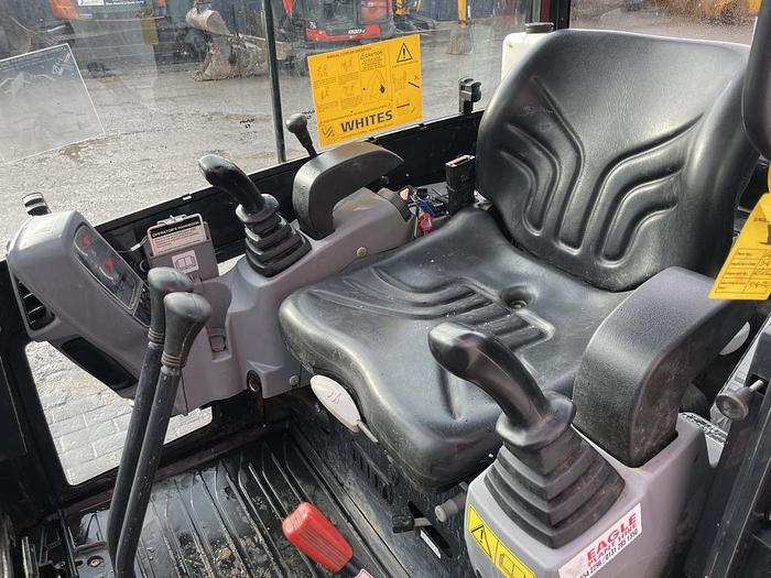 Used KUBOTA KX015-4