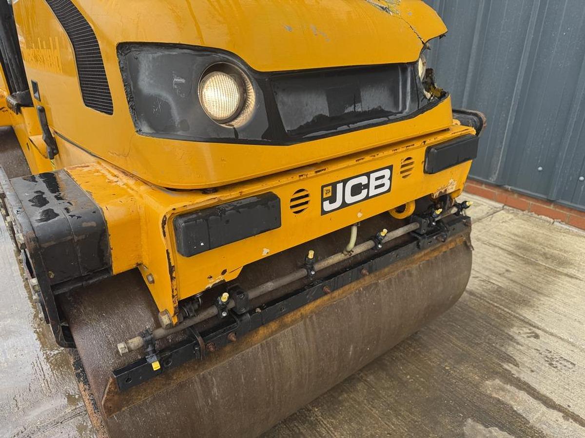 Used JCB VMT260-120 3t Roller