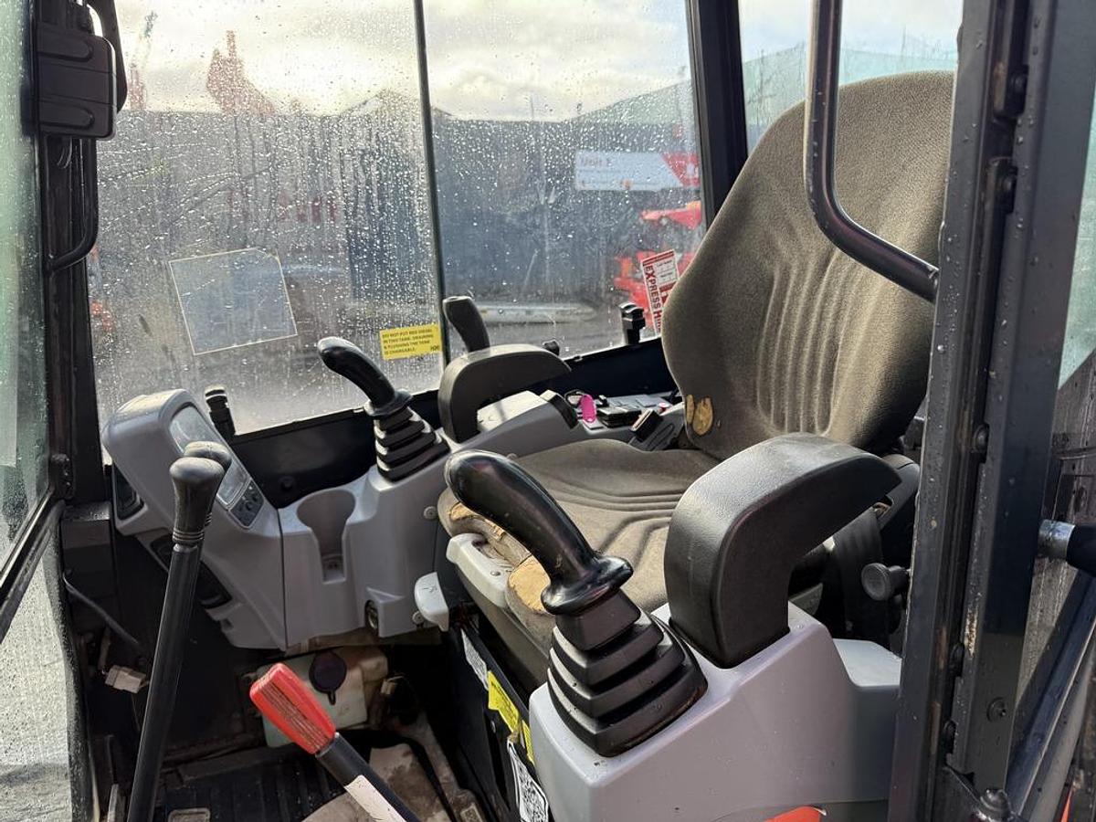 Used Kubota U27-4 2.7t Mini Excavator