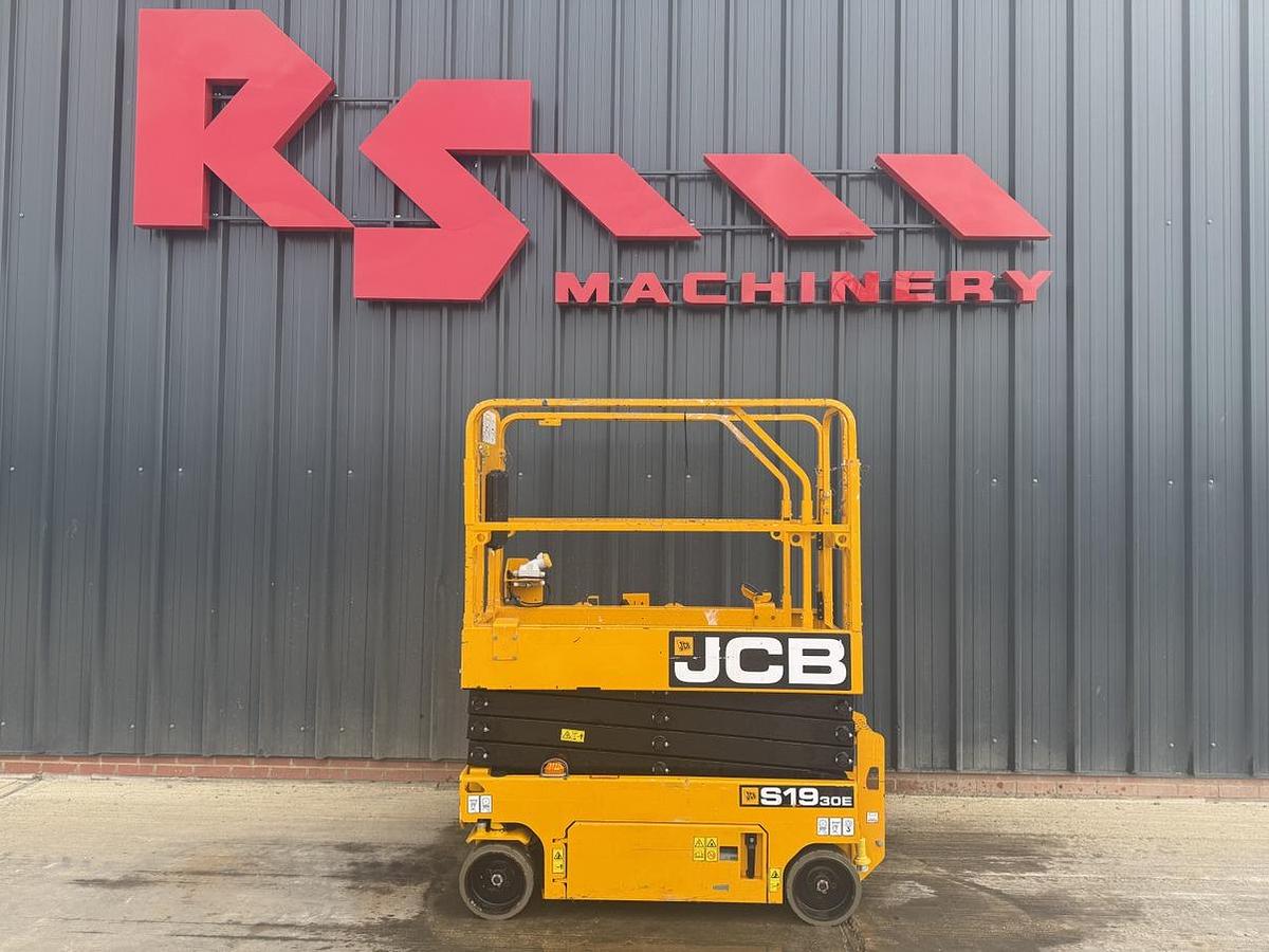 Used 2022 JCB S1930E