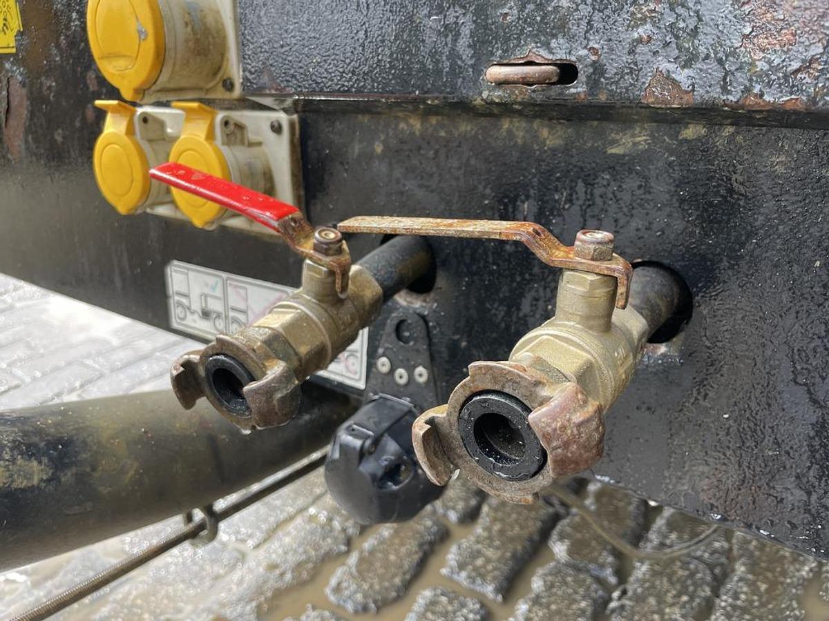 Used Doosan 7/31E 3 m3/min Compressor