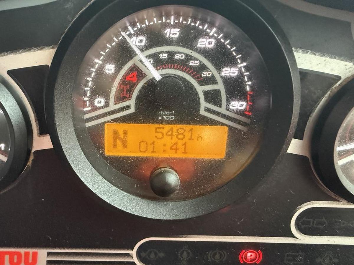 Used Manitou MT 732 7m Telehandler