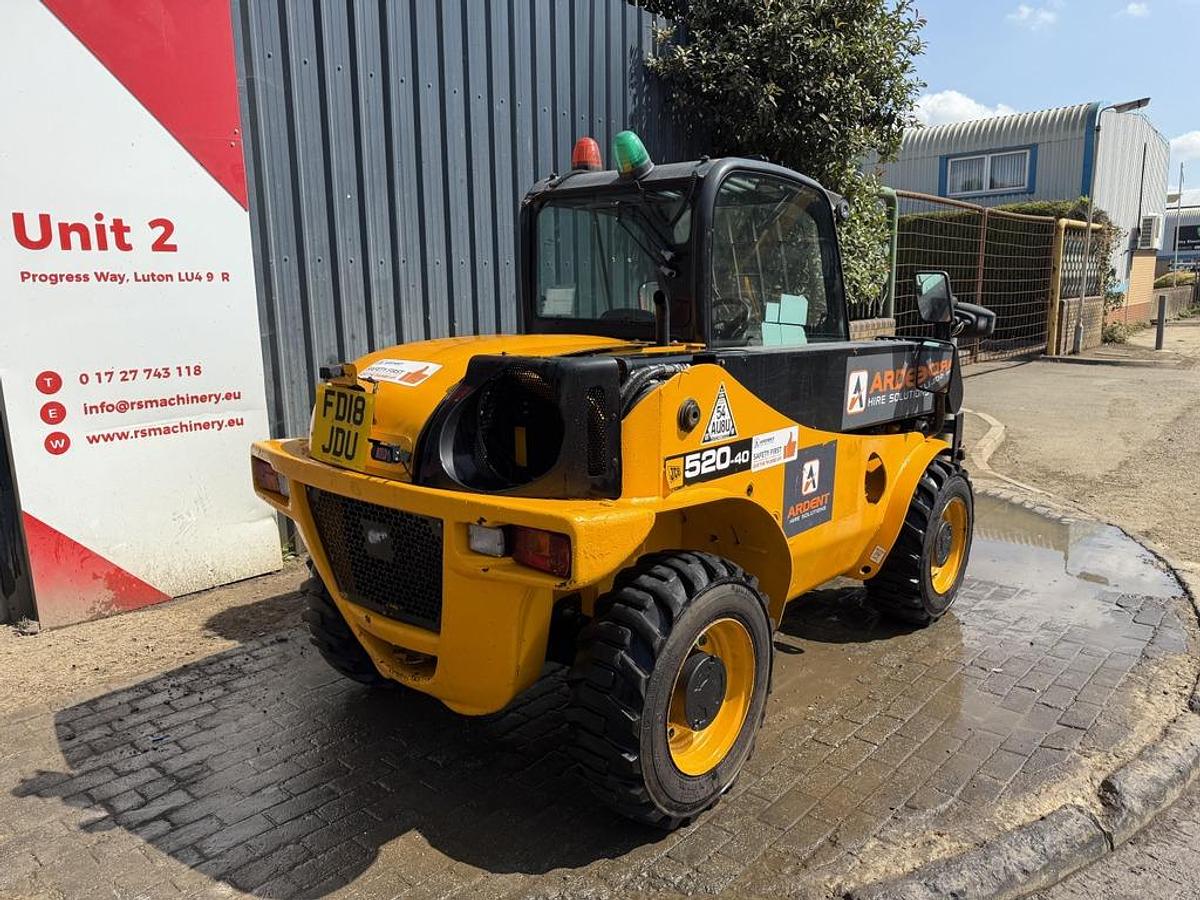 Used JCB 520-40 2t 4m Telehandler