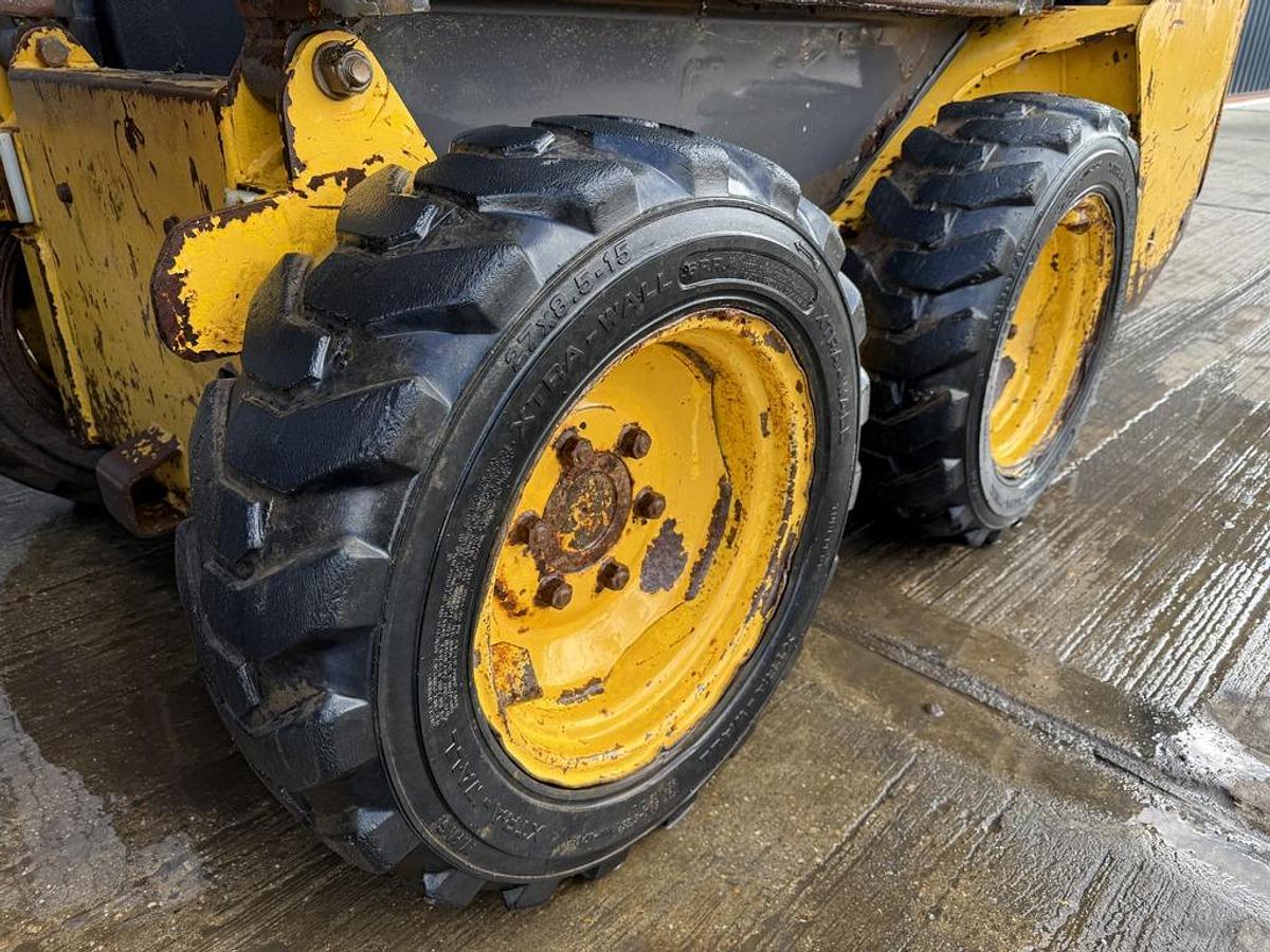 Used Komatsu SK510 Skid Steer Loader