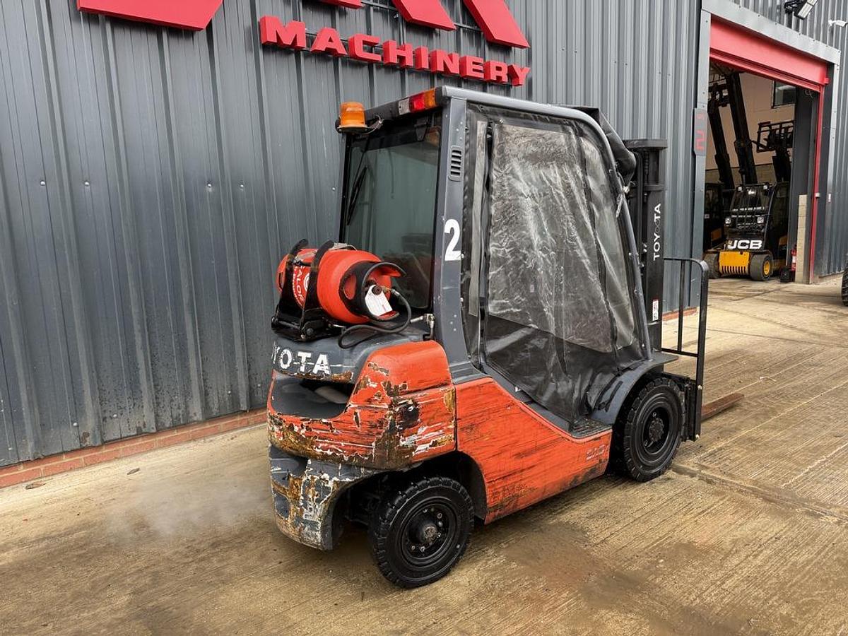 Used Toyota Tonero 2t LPG Forklift