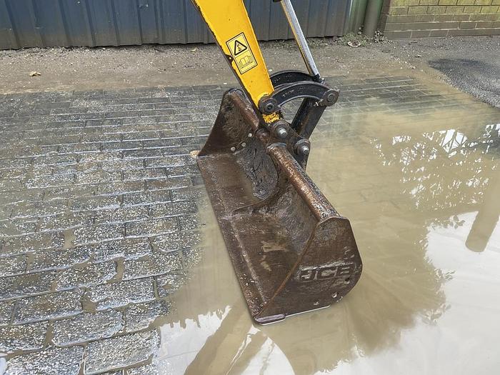 Used JCB 16 C-1