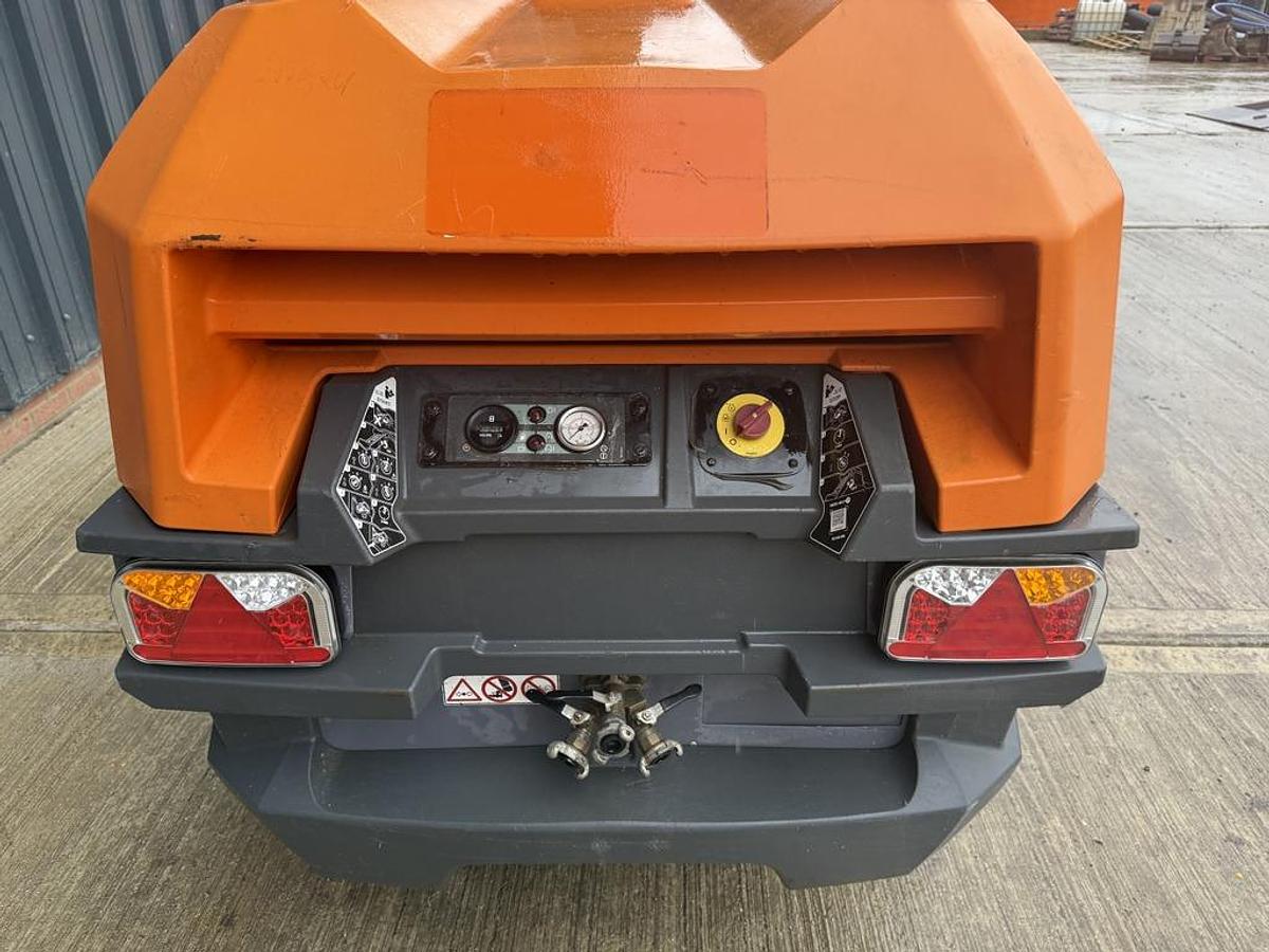 Used Atlas Copco XAS 58-7 3.0 m3/min Compressor