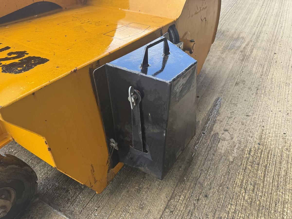 Used Eastern Attachments RS220 Sweeper Collector