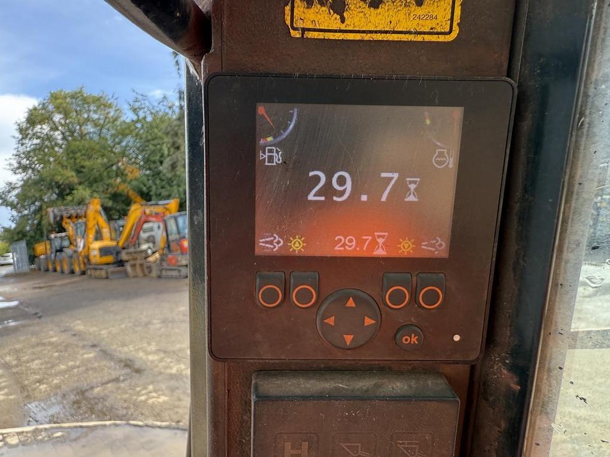 Used Manitou 1650R Skid Steer Loader