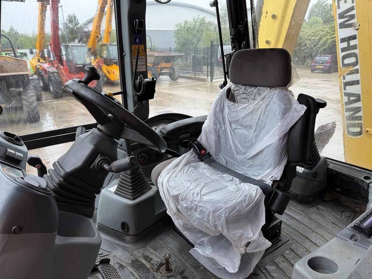 Used New Holland B110-4PT Backhoe Loader