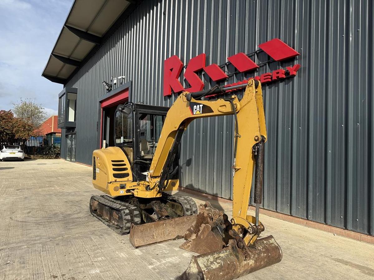 Used Caterpillar 302.5C 2.8t Mini Excavator