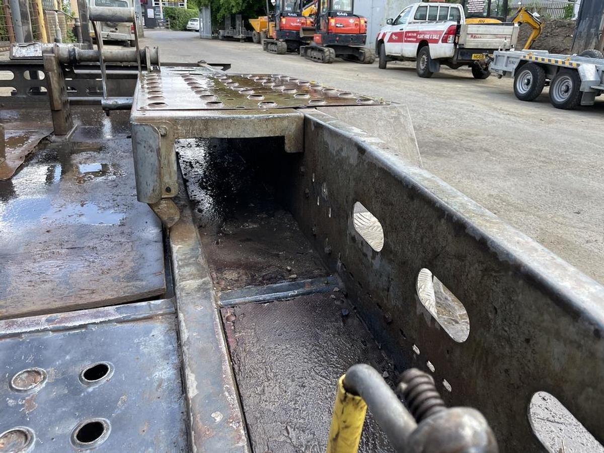 Used Indespension 3.5t Autoclamp Plant Trailer