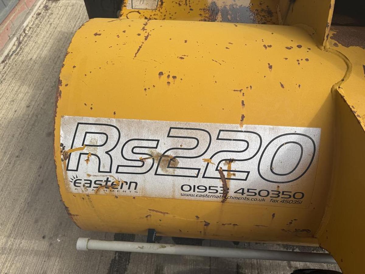 Used Eastern RS220 Sweeper Collector