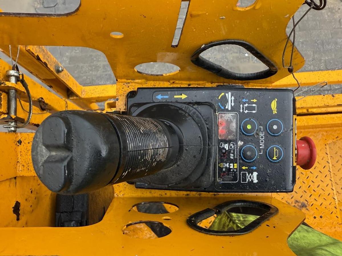 Used JCB S1930E 8m Electric Scissor Lift