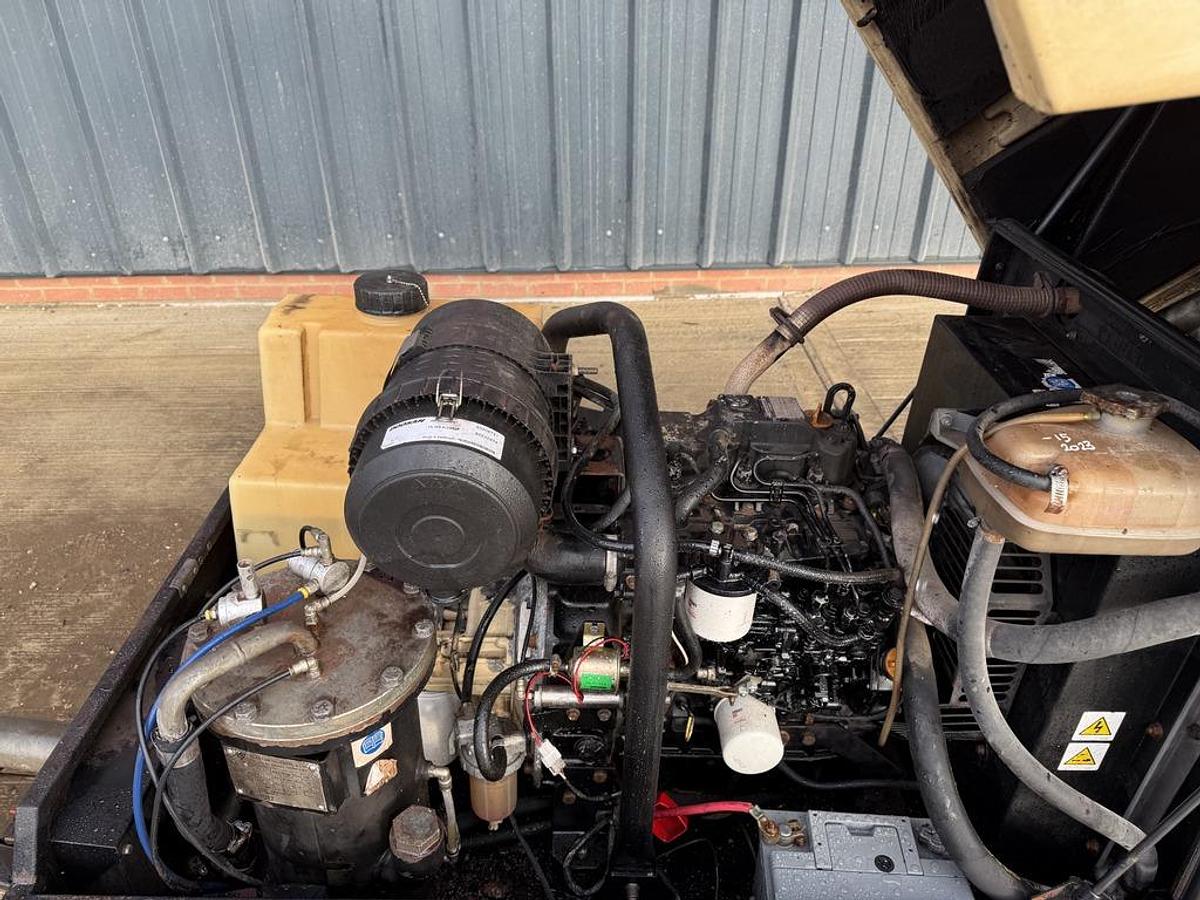 Used Doosan 7/31E+ 3 m3/min Compressor