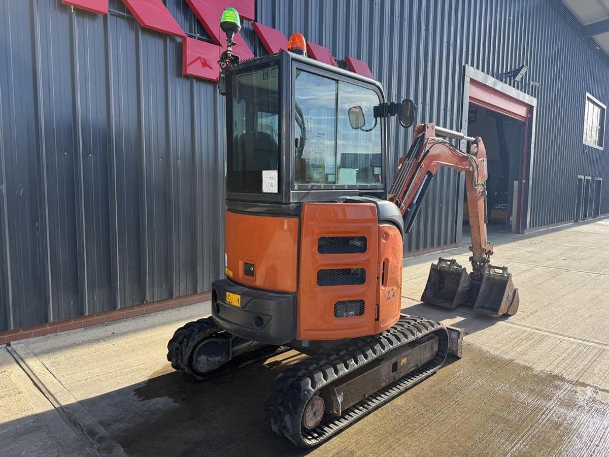 Used Hitachi ZX26 U-6 2.7t Mini Excavator