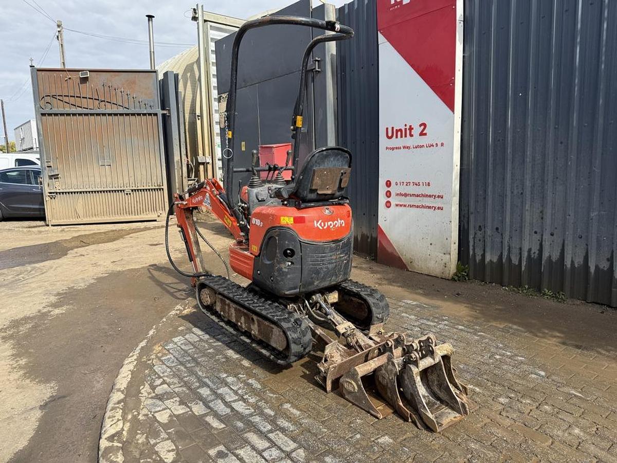 Used Kubota U10-3 1t Micro Excavator + Breaker