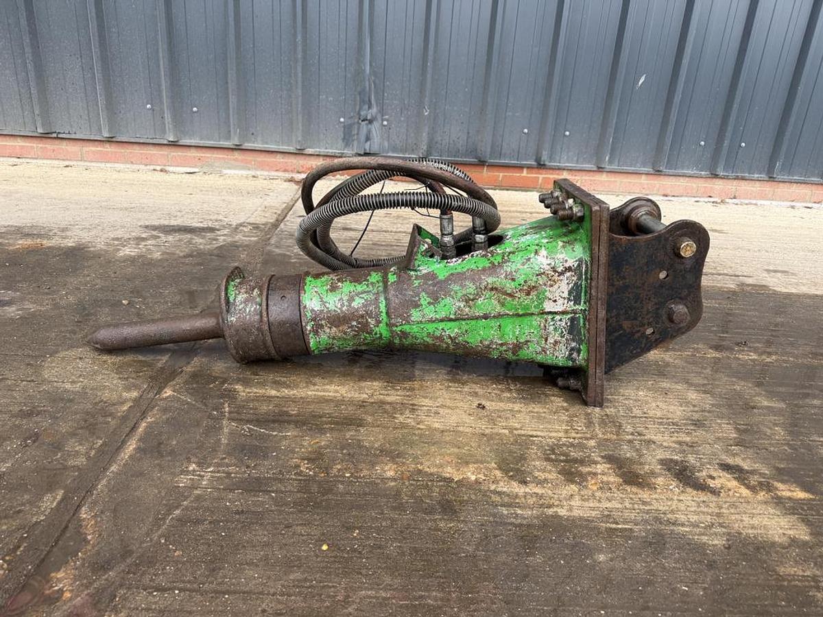 Used Montabert SC16 1,5 - 3,7 t Hydraulic Breaker