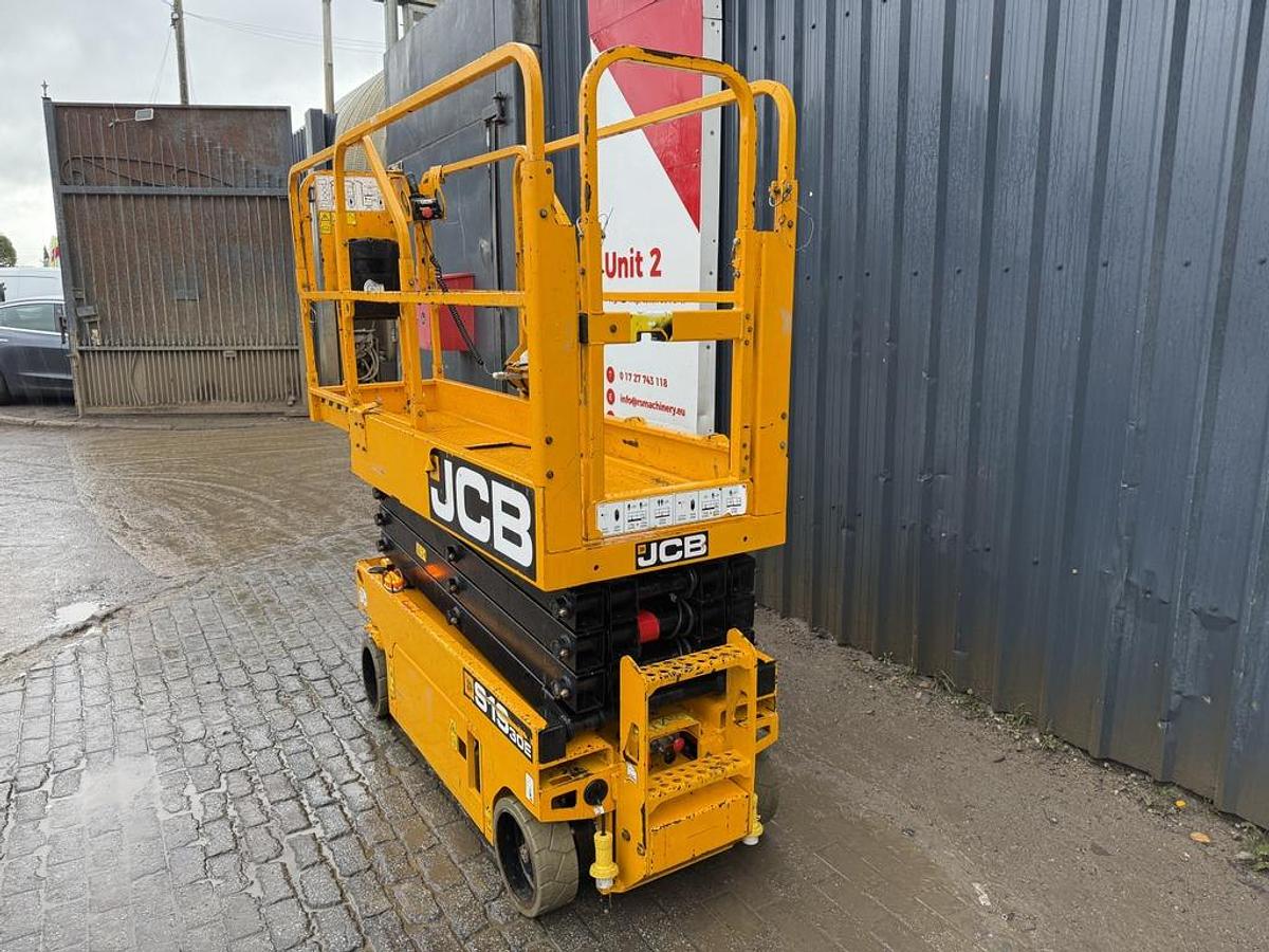 Used JCB S1930E 8m Electric Scissor Lift