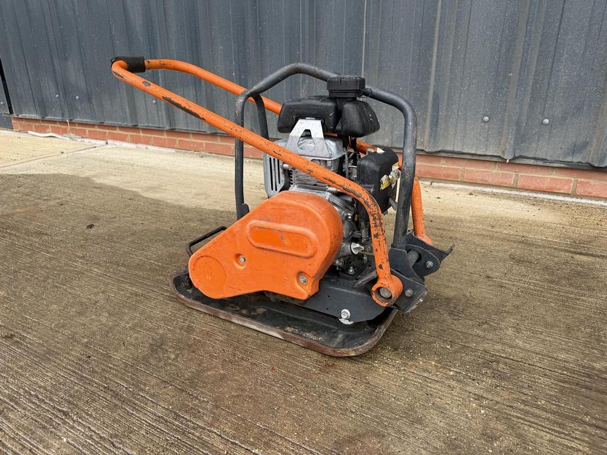 Used Belle PCLX 320 62kg Plate Compactor
