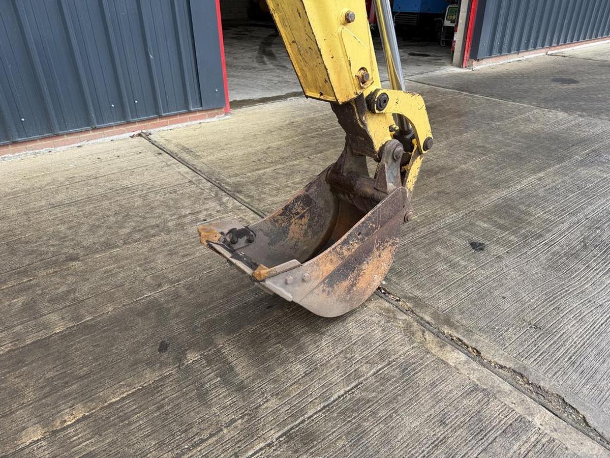 Used New Holland B110-4PT Backhoe Loader