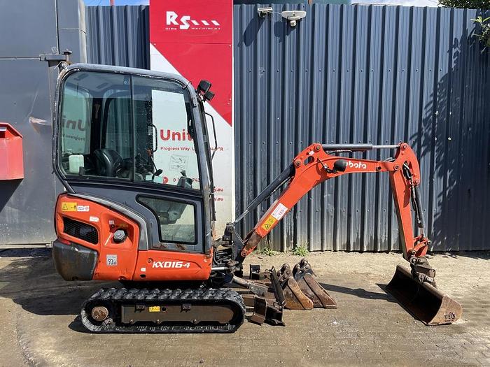 Used KUBOTA KX016-4