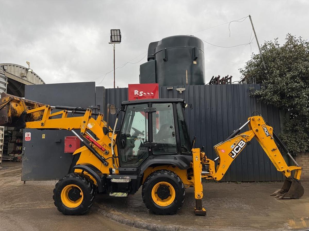 Used JCB 3CX Compact Backhoe Loader