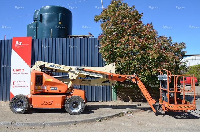Used JLG M450 AJ