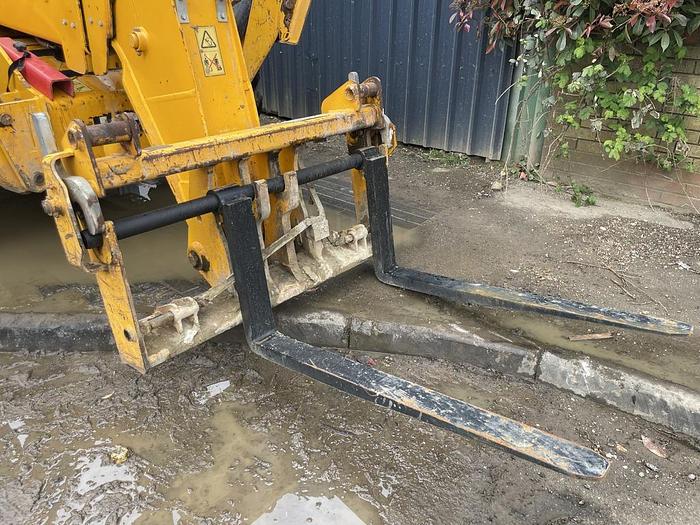 Used JCB 540-140