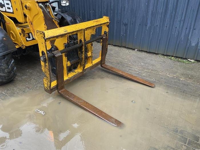 Used JCB 525-60 2.5t 6m Telehandler