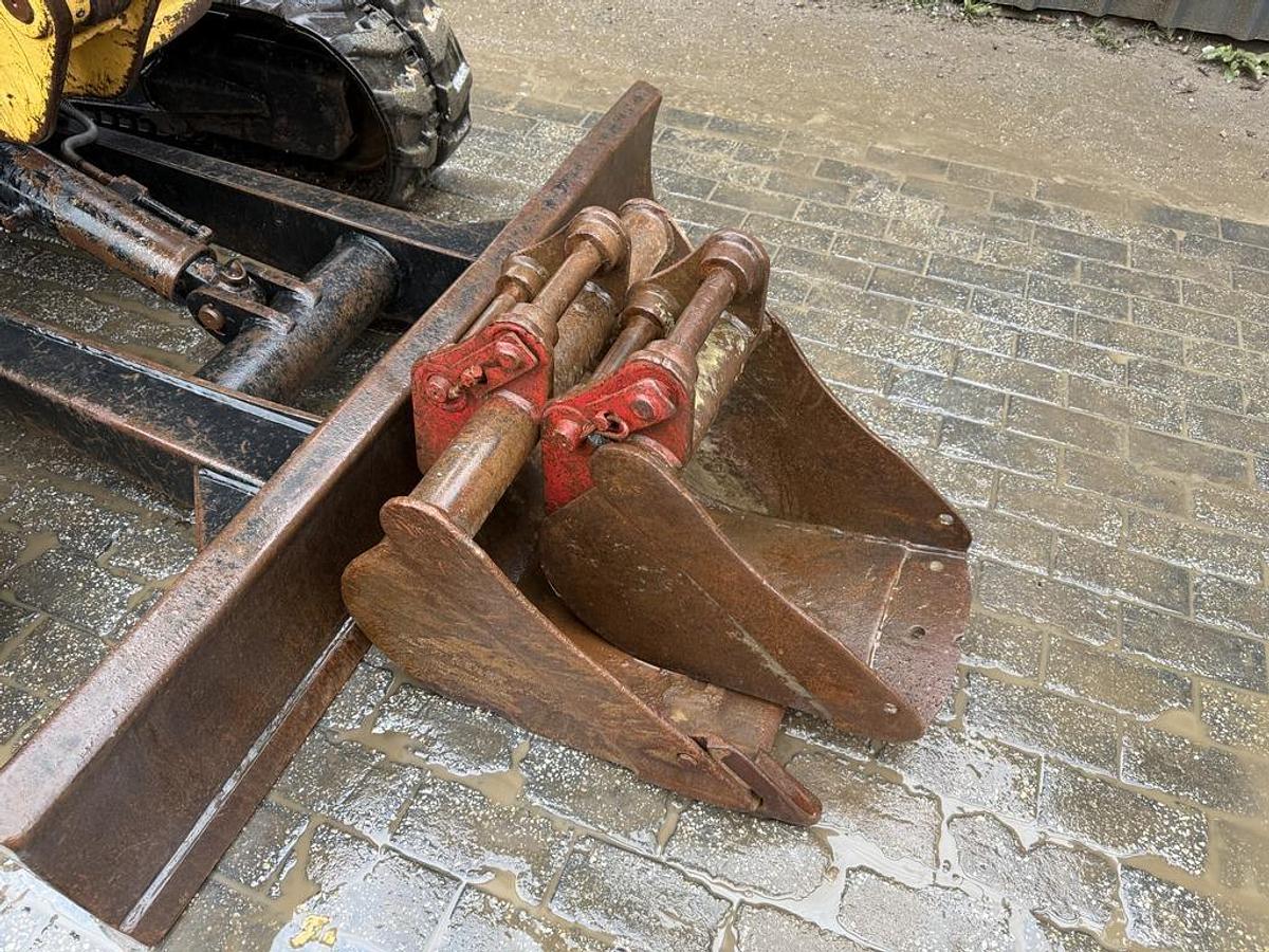 Used Caterpillar 302.7D CR 2.8t Mini Excavator