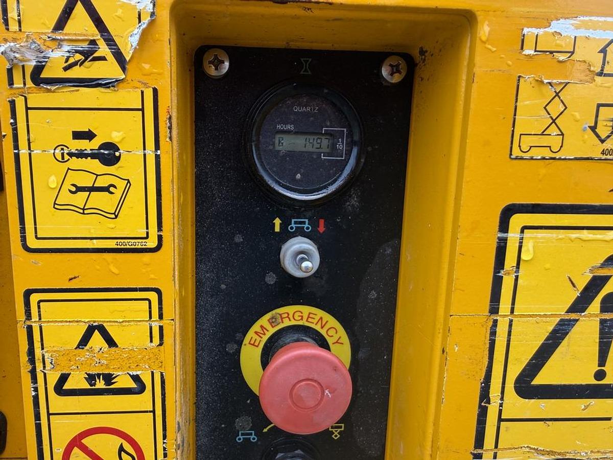 Used JCB S1930E 8m Electric Scissor Lift