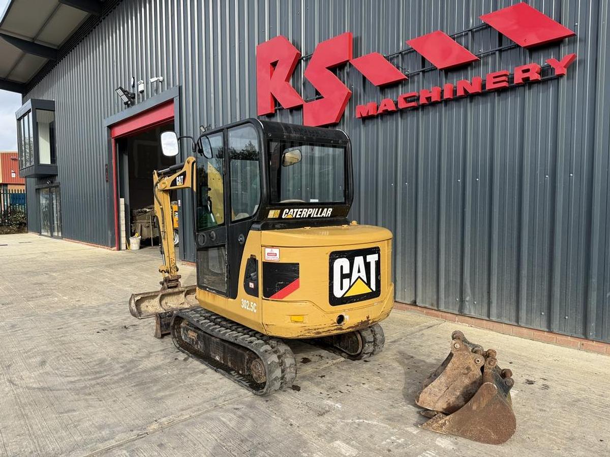 Used Caterpillar 302.5C 2.8t Mini Excavator