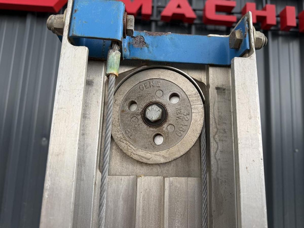 Used Genie SLA-10 Material Lift