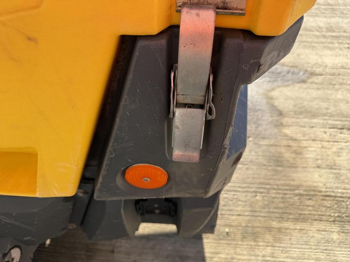 Used Atlas Copco XAS67 3.6 m3/min Compressor