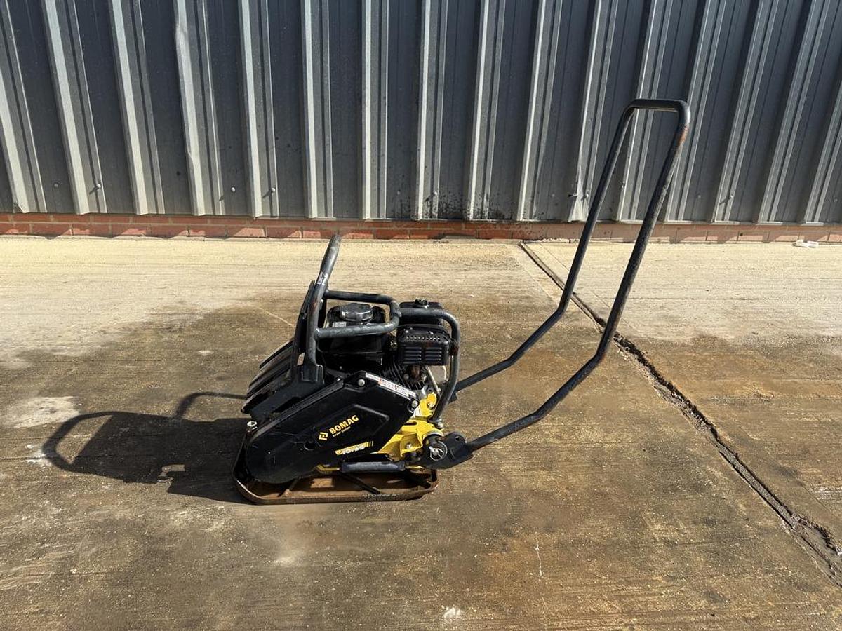 Used Bomag BP 10/35 65kg Plate Compactor