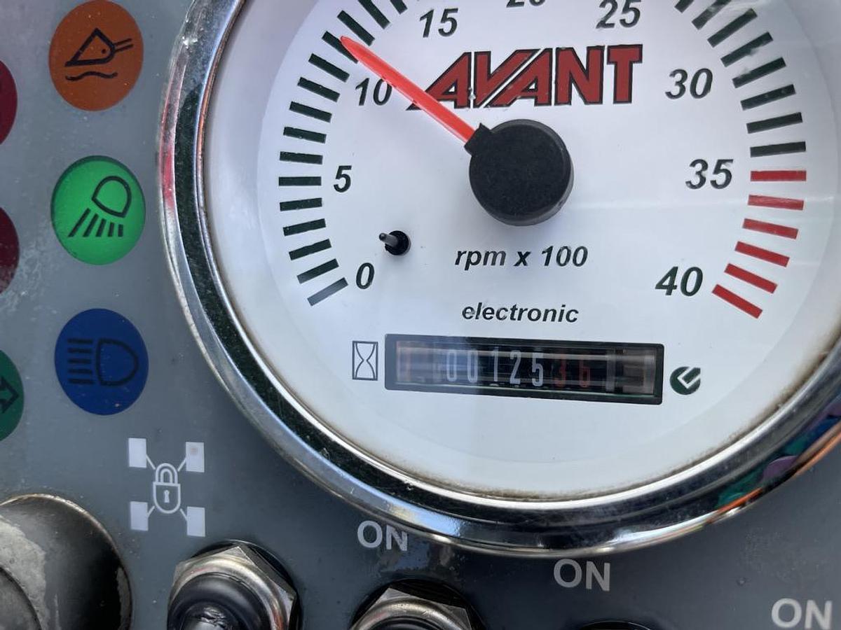 Used Avant 528 Articulated Telescopic Loader