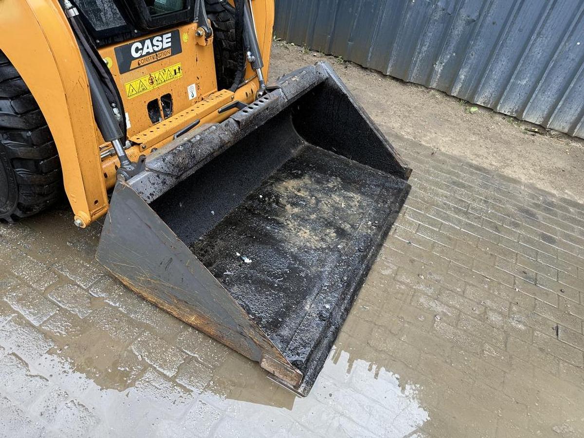 Used Case SR130B Skid Steer Loader