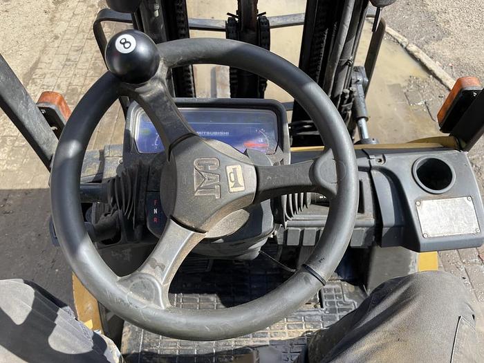 Used Caterpillar DP25N 2.5t Diesel Forklift