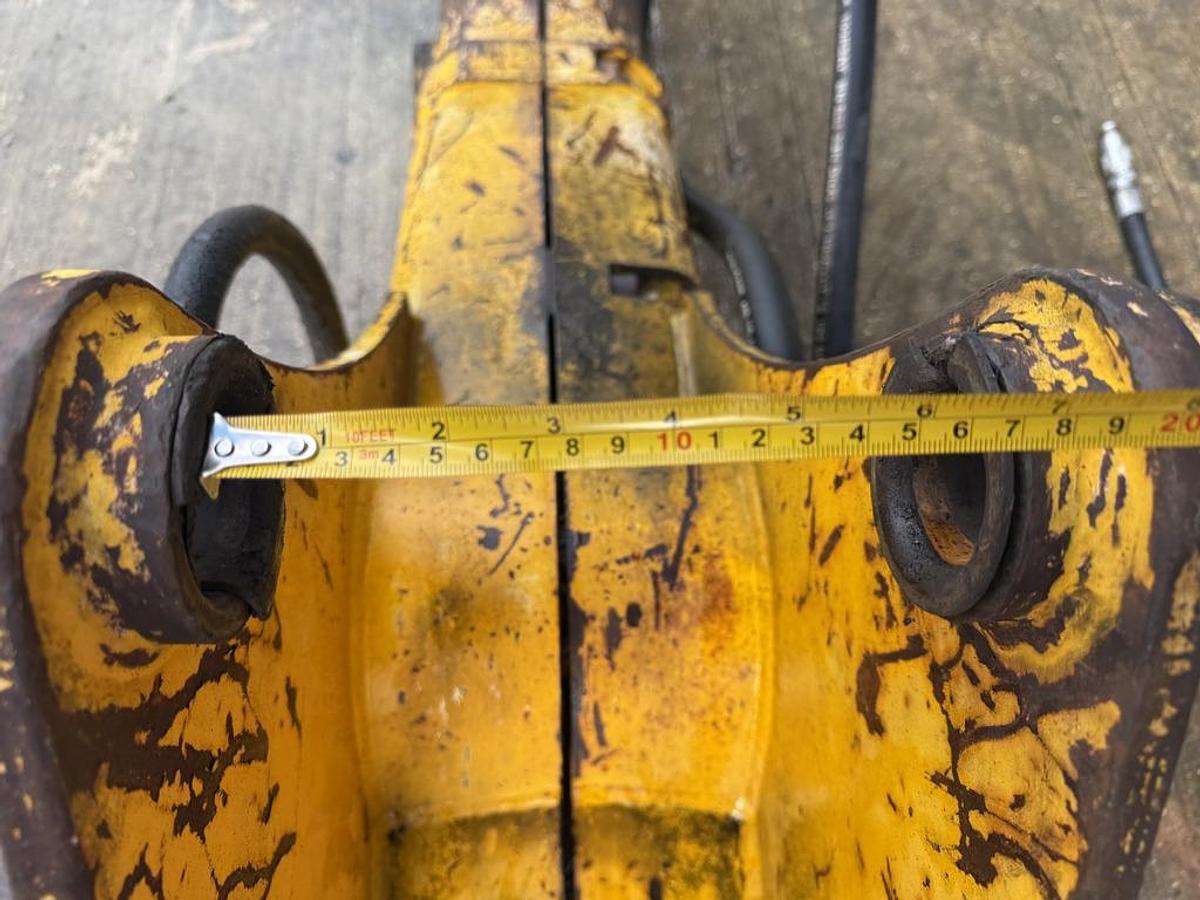 Used JCB HM360Q 5,0 - 8,5t Hydraulic Breaker for 3CX