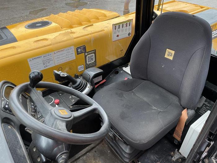 Used JCB 525-60