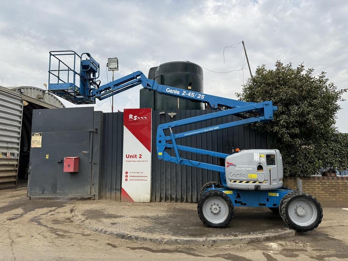 Used Genie Z-45/25 16m Cherry Picker