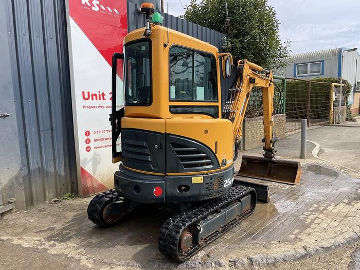 Used Hyundai Robex 25Z-9AK 2.6t Mini Excavator